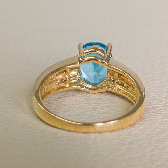 14K Yellow Gold Oval Blue Topaz & Diamond Ring Size 8.25 - Picture 7 of 13